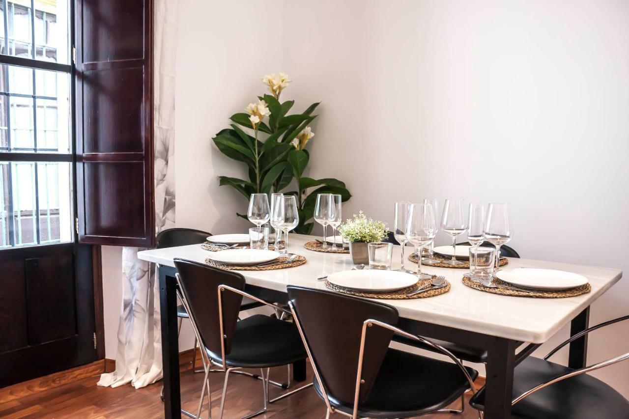 Abades Giralda Deluxe By Valcambre Apartment เซบีญา ภายนอก รูปภาพ