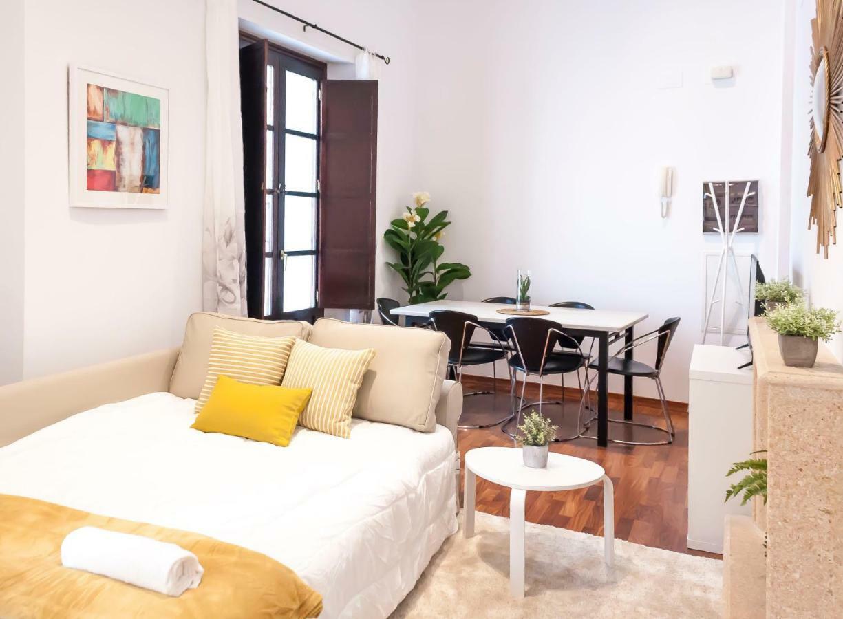 Abades Giralda Deluxe By Valcambre Apartment เซบีญา ภายนอก รูปภาพ
